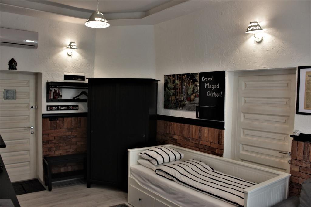 Belvarosi Apartmanszallo - Kiskunfélegyháza Εξωτερικό φωτογραφία