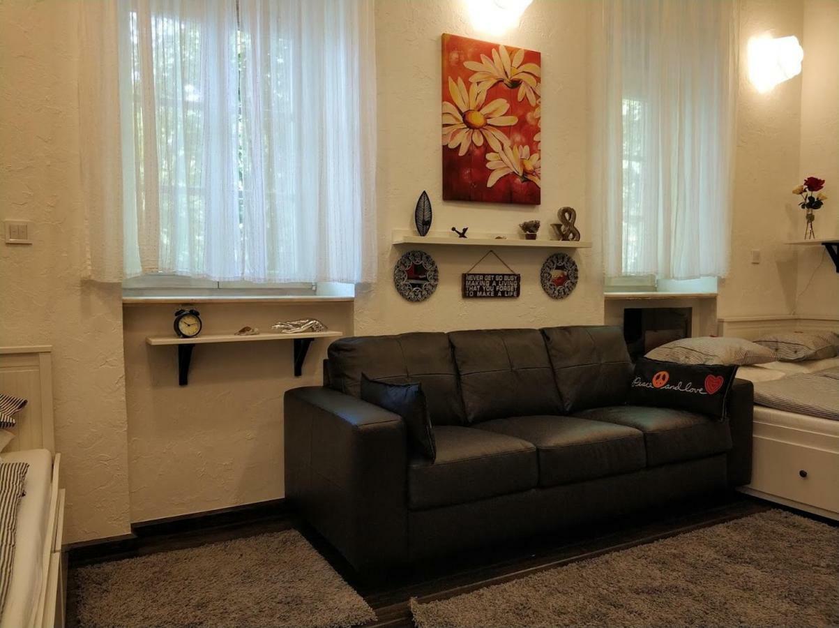 Belvarosi Apartmanszallo - Kiskunfélegyháza Εξωτερικό φωτογραφία